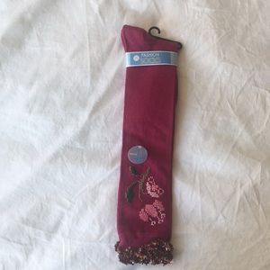 NWOT Women’s Fuchsia Flowered Knee-High Socks